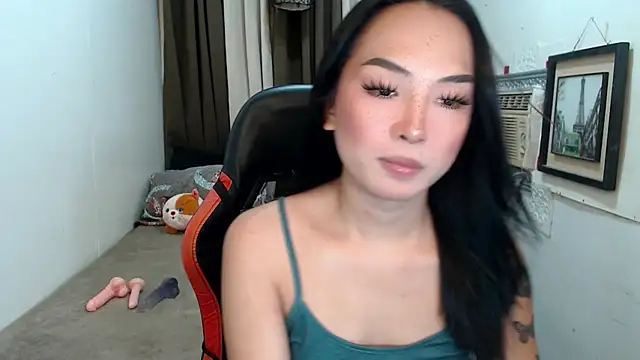 Snapshot of Goddess_Isabel chatting on October 27, 3:21 am Goddess Isabel online show from October 27, 3:21 am