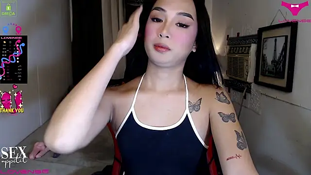 Snapshot of Goddess_Isabel chatting on November 4, 4:06 pm Goddess Isabel online show from November 4, 4:06 pm