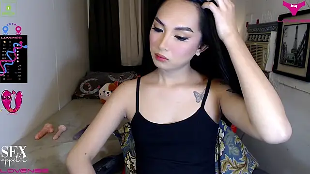 Snapshot of Goddess_Isabel chatting on November 6, 6:09 pm Goddess Isabel online show from November 6, 6:09 pm