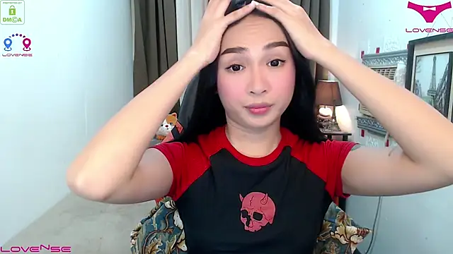 Snapshot of Goddess_Isabel chatting on November 18, 3:12 am Goddess Isabel online show from November 18, 3:12 am