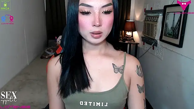 Snapshot of Goddess_Isabel chatting on November 25, 5:29 am Goddess Isabel online show from November 25, 5:29 am