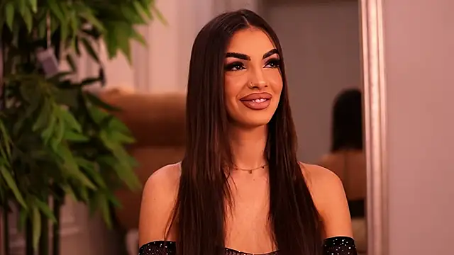 Snapshot of KendalJolly chatting on October 30, 7:21 am KendalJolly online show from October 30, 7:21 am