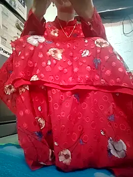 Du-Uyen online show from November 18, 2:50 am