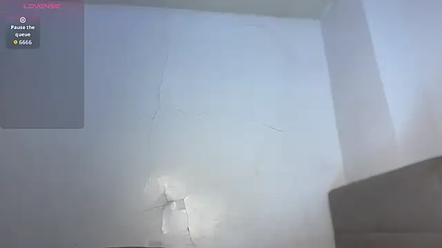 Snapshot of majestic_princesslei1 chatting on June 27, 3:33 am majestic princesslei1 online show from June 27, 3:33 am