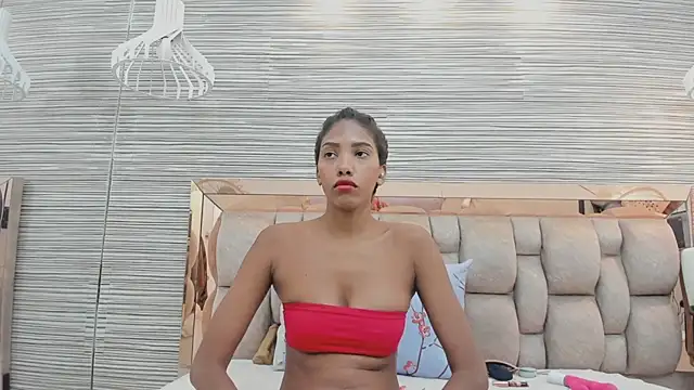 ikia lopez  online show from July 18, 12:09 pm