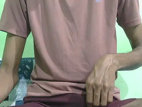 rockyy23boy online show from December 14, 1:44 am