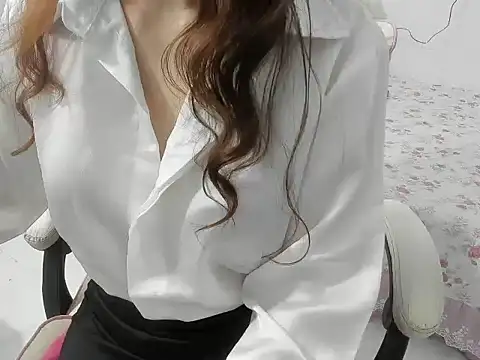 LuckyBabe new01 online show from June 16, 2:30 pm