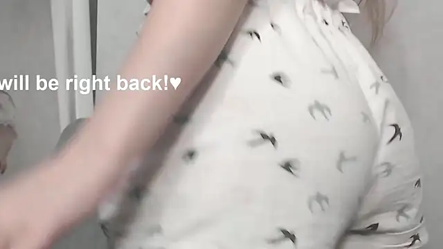 cute elfy  online show from November 11, 2:28 pm