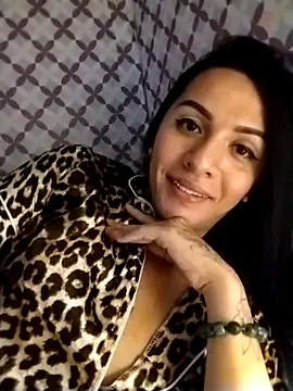 enoria1992 online show from May 1, 4:33 pm