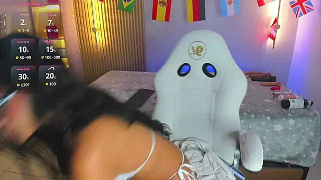 Snapshot of liah_cleir chatting on July 2, 7:53 pm liah cleir online show from July 2, 7:53 pm