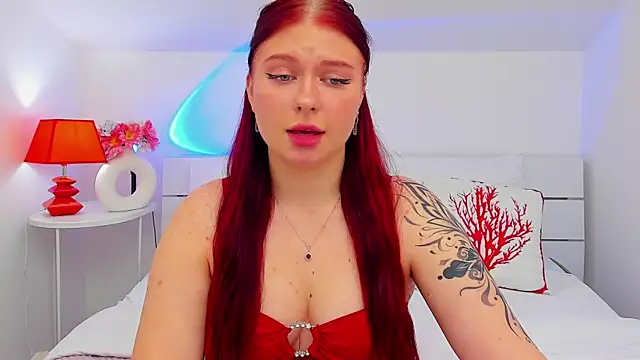 Snapshot of LizyBex chatting on July 13, 12:19 pm LizyBex online show from July 13, 12:19 pm