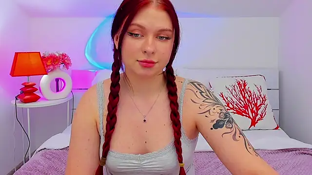 Snapshot of LizyBex chatting on July 24, 12:25 pm LizyBex online show from July 24, 12:25 pm