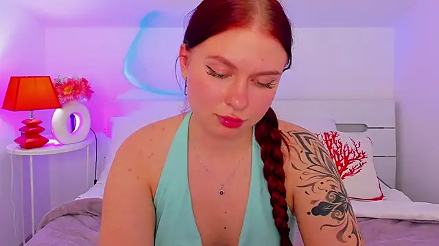 Snapshot of LizyBex chatting on July 28, 4:50 pm LizyBex online show from July 28, 4:50 pm