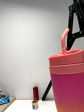 Snapshot of megan_bigboobs_ chatting on September 17, 11:12 am megan bigboobs online show from September 17, 11:12 am