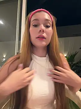 Snapshot of Nikii__ chatting on July 26, 1:03 am Nikii online show from July 26, 1:03 am