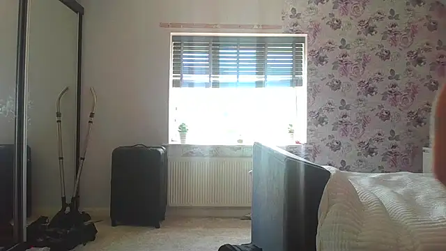 LucyRoseMae online show from June 23, 12:58 pm