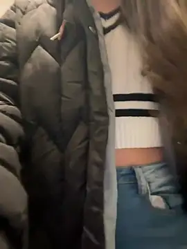 Isabella21  online show from March 6, 12:51 am