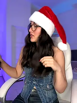 Snapshot of julieta_jhonss chatting on November 30, 2:04 am julieta jhonss online show from November 30, 2:04 am