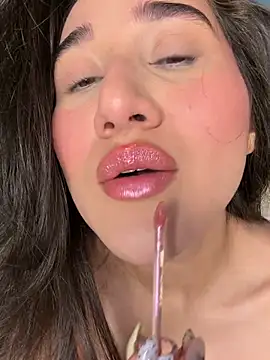 julieta jhonss online show from May 25, 2:06 am