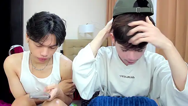 hotfreshdior online show from September 21, 6:09 pm