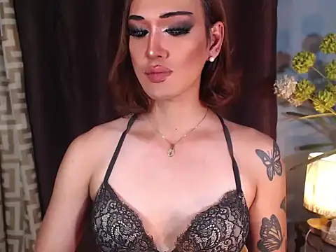 AleinaCroft online show from May 30, 4:09 am