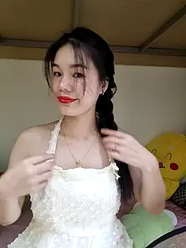 Snapshot of Baby-ladytits2025 chatting on October 8, 4:10 am Baby-ladytits2025 online show from October 8, 4:10 am