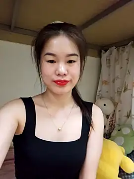 Snapshot of Baby-ladytits2025 chatting on November 29, 4:37 am Baby-ladytits2025 online show from November 29, 4:37 am