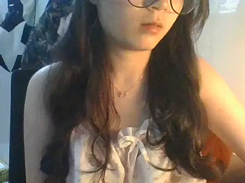 Snapshot of Linzly chatting on September 21, 9:00 am Linzly online show from September 21, 9:00 am