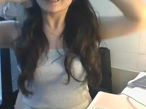 Snapshot of Linzly chatting on October 9, 5:00 pm Linzly online show from October 9, 5:00 pm