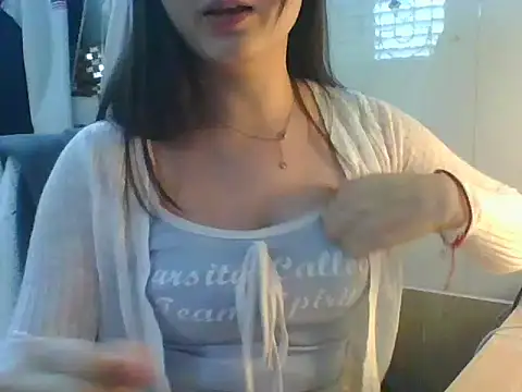 Linzly online show from March 11, 2:50 am