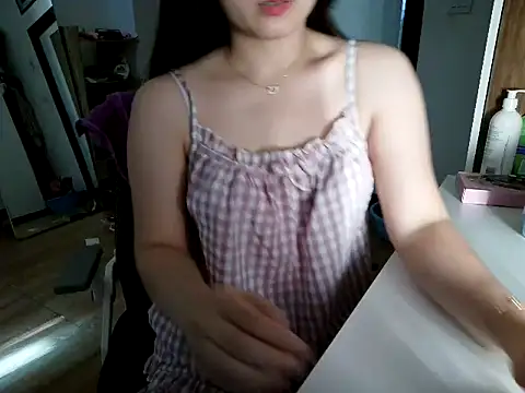Linzly online show from May 21, 9:27 am