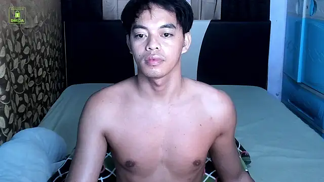 Snapshot of Crazyasiancum1 chatting on August 4, 4:15 am Crazyasiancum1 online show from August 4, 4:15 am