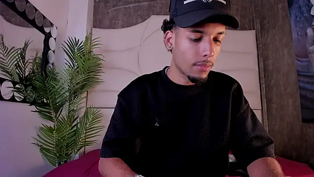 Thiagoferreti online show from November 12, 7:46 pm