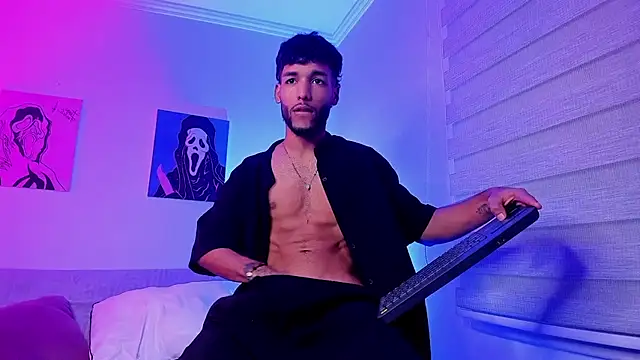 Snapshot of Thiagoferreti chatting on July 30, 3:05 am Thiagoferreti online show from July 30, 3:05 am
