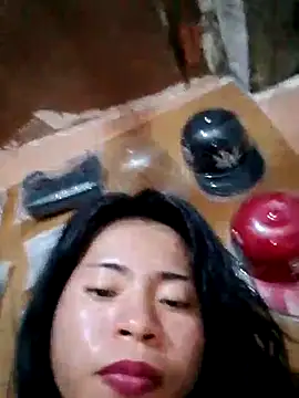 Snapshot of Menxie18 chatting on July 2, 4:13 pm Menxie18 online show from July 2, 4:13 pm
