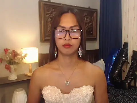 Snapshot of Nathalieheartt chatting on June 25, 7:24 am Nathalieheartt online show from June 25, 7:24 am