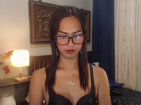 Snapshot of Nathalieheartt chatting on July 2, 2:33 am Nathalieheartt online show from July 2, 2:33 am