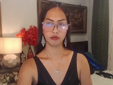 Snapshot of Nathalieheartt chatting on July 31, 12:37 pm Nathalieheartt online show from July 31, 12:37 pm