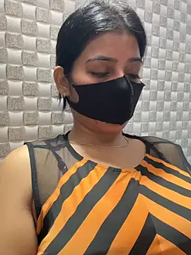 Hot Jaanvi  online show from July 13, 4:15 am