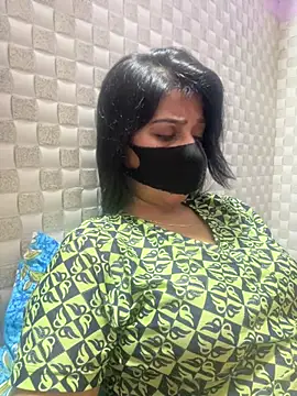 Hot Jaanvi  online show from July 17, 4:19 am