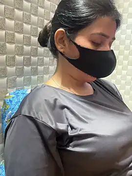Hot Jaanvi  online show from July 21, 4:09 pm