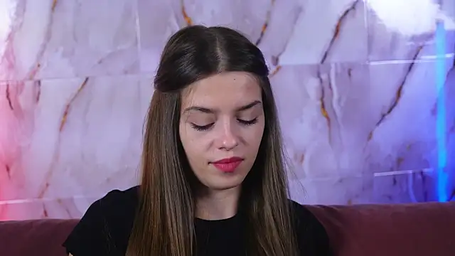 Snapshot of sukie_spooky chatting on October 3, 6:10 am sukie spooky online show from October 3, 6:10 am