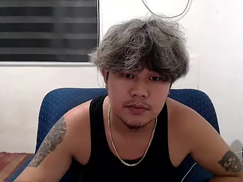 Snapshot of tastylicious_John19 chatting on November 5, 3:01 pm tastylicious John19 online show from November 5, 3:01 pm