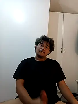 Snapshot of tastylicious_John19 chatting on November 23, 1:27 am tastylicious John19 online show from November 23, 1:27 am