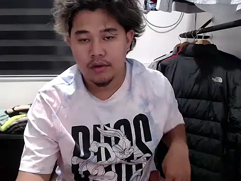 Snapshot of tastylicious_John19 chatting on December 4, 12:03 pm tastylicious John19 online show from December 4, 12:03 pm