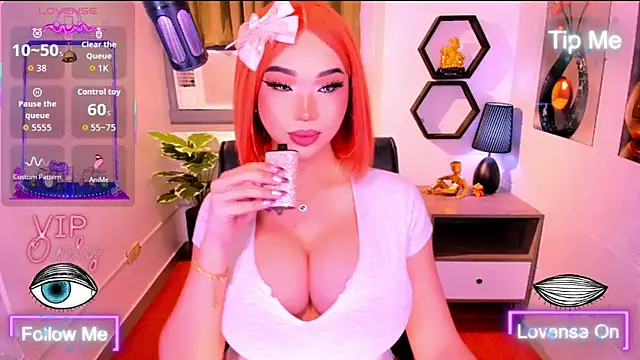 TriciaCumLoader online show from April 25, 2:03 am