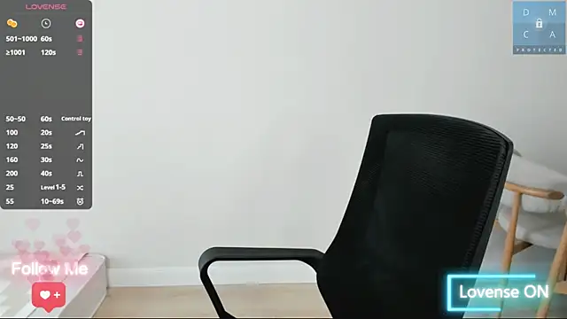MinaDiamondd online show from May 12, 4:42 am