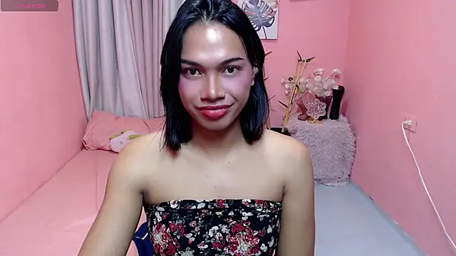 Snapshot of Herbielustts chatting on July 30, 10:20 pm Herbielustts online show from July 30, 10:20 pm