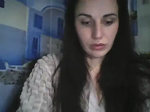 Qinini online show from December 1, 9:42 pm