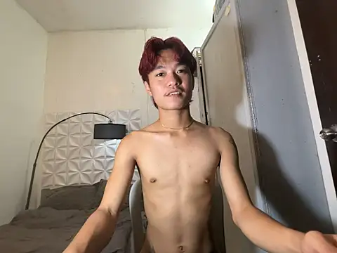 Snapshot of ur_little_secret chatting on September 15, 1:55 pm ur little secret online show from September 15, 1:55 pm